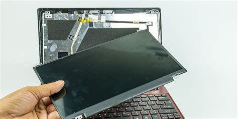 replace laptop screen hp